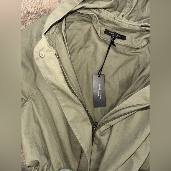 Romeo & Juliet Couture Vented Jacket - Picture 9 of 16